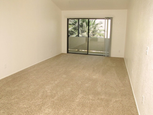 Foto del edificio - Lakeside Village