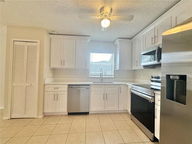 Building Photo - 1622 Cimarron Hills Dr