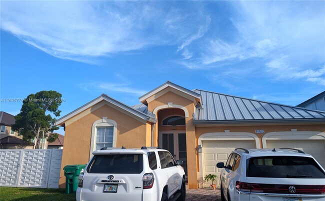 Building Photo - 16402 SW 78th Terrace