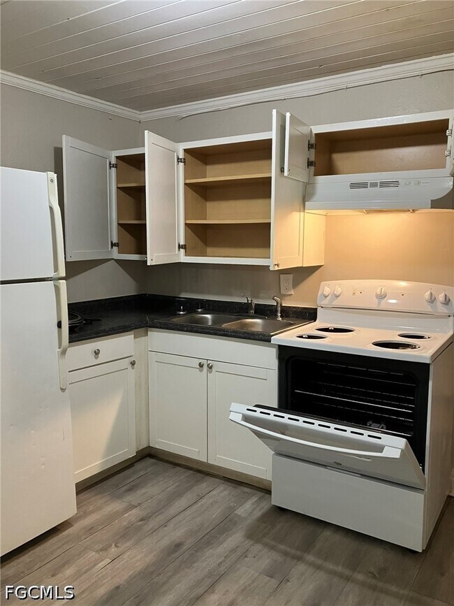 Foto del edificio - 2643-2651-2651 Lafayette St