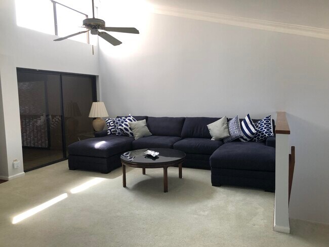 Foto del edificio - 16885 Waterbend Dr