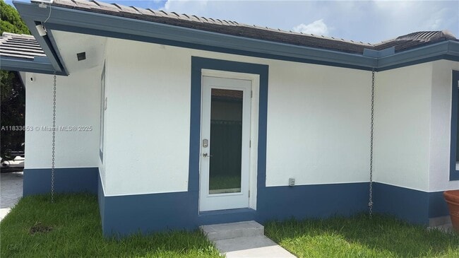Building Photo - 14211 SW 147th Ct