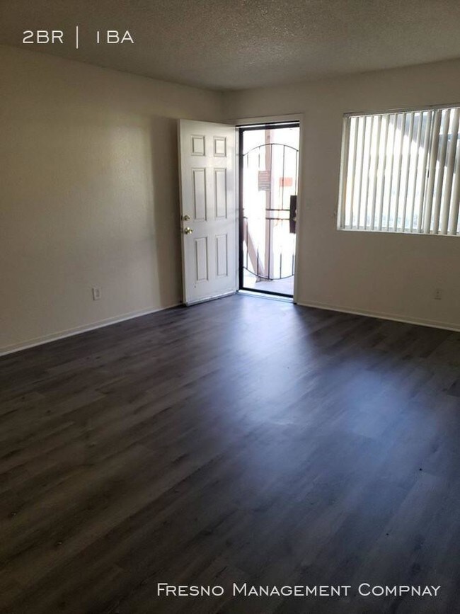 Building Photo - 2 bedroom in Fresno CA 93727