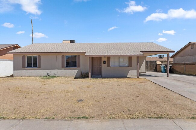 Building Photo - 7422 W Turney Ave