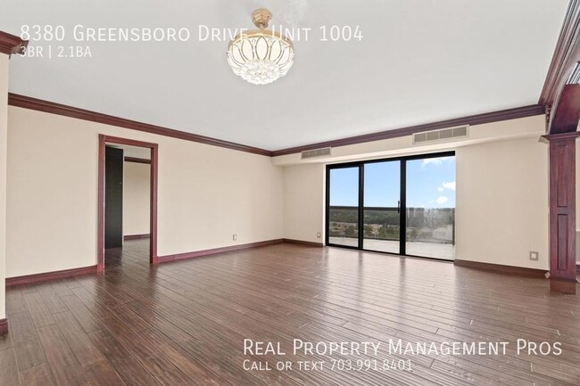 Building Photo - Stunning, Spacious Penthouse- Tyson's Corn...