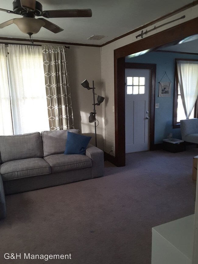 Foto del edificio - 3 br, 1 bath House - 708 9th Ave NE