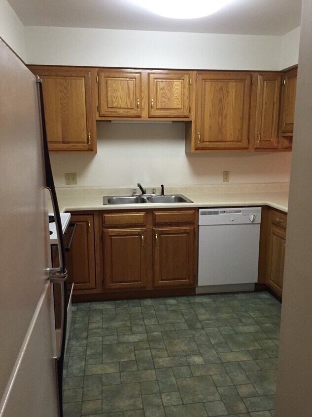 17 Craftsbury Ct, Essex, VT 05452 Condo for Rent in Essex, VT