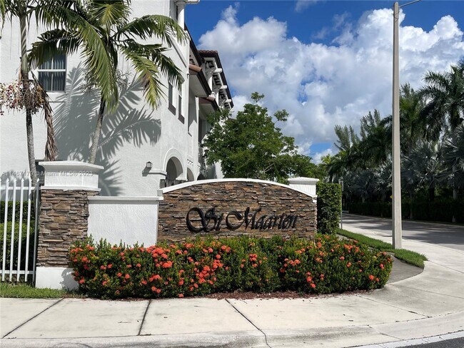 Foto del edificio - 8800 NW 97th Ave