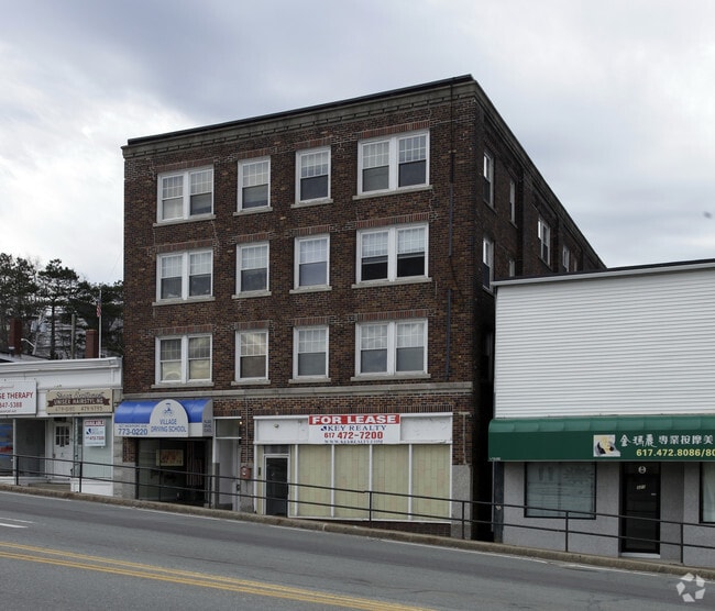 Building Photo - 323-325 Newport Ave