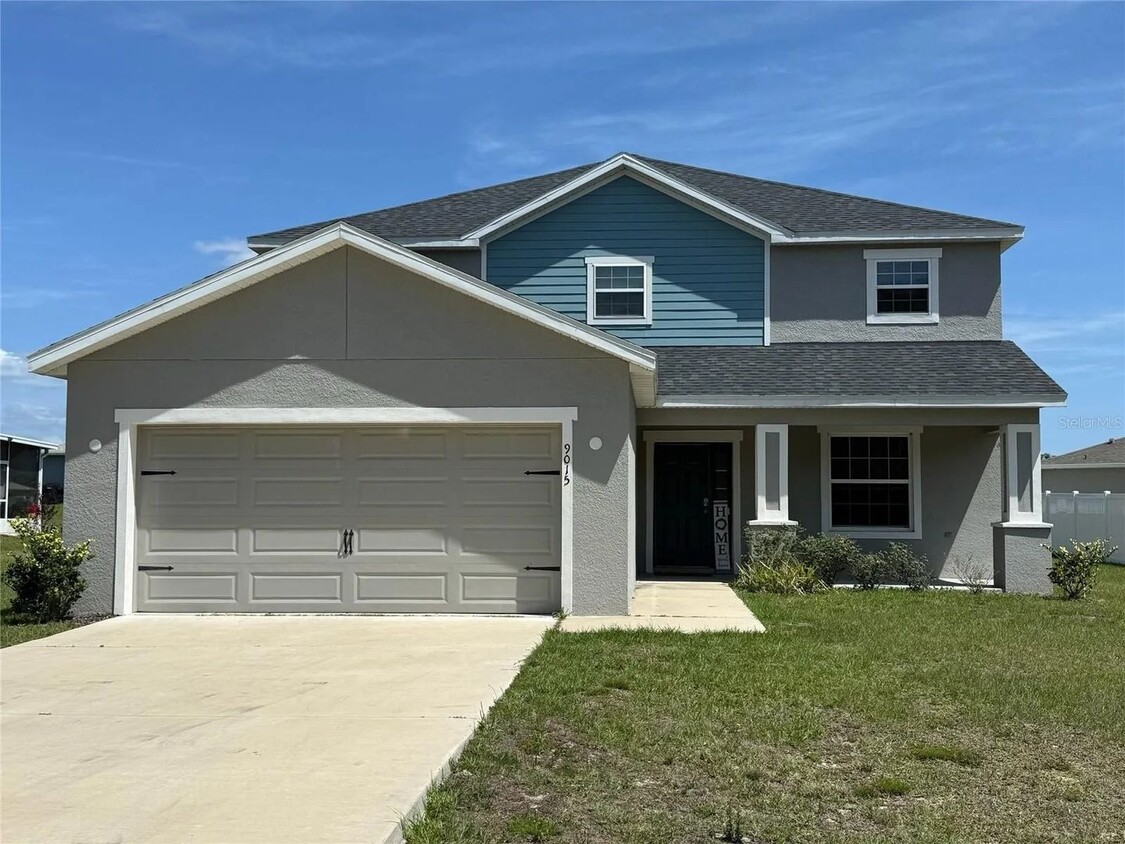 Primary Photo - Summercrest 5 Bedroom, 3.5 bath