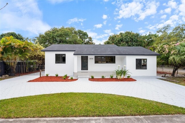 Foto del edificio - 3574 NW 12th St
