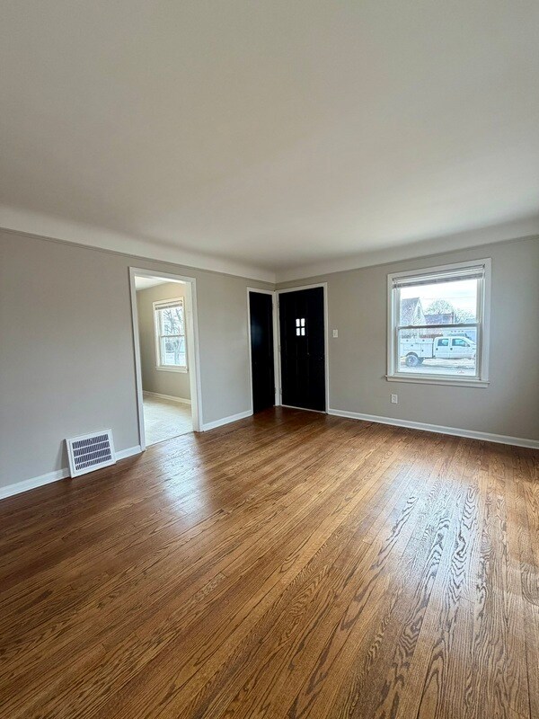 Foto del edificio - 1400 Capitol Ave