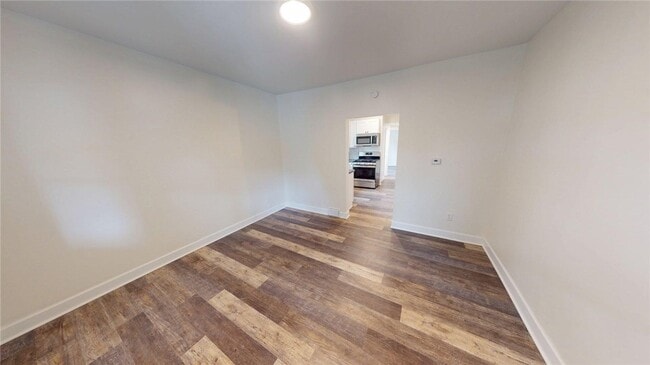 Building Photo - 248 Anderson Ave