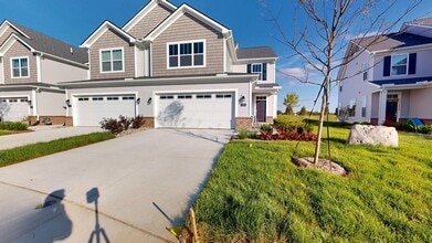 Building Photo - 1401 Salt Springs Dr