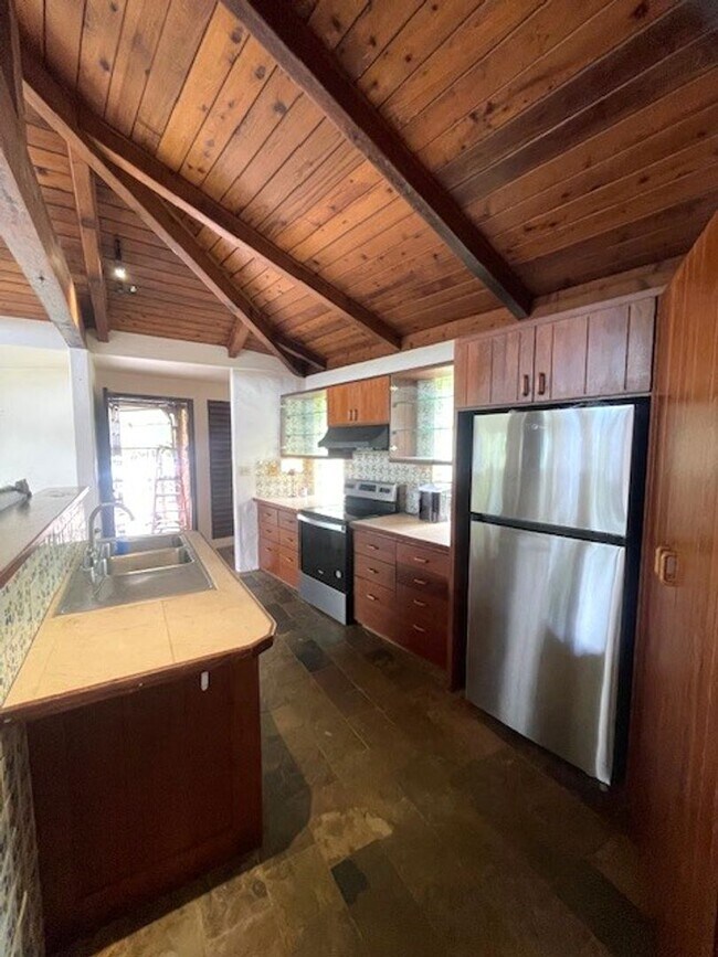 Foto del edificio - Gorgeous 2 Bedroom / 1 Bath in Waikane