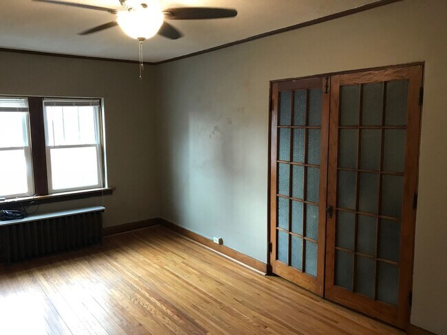 Foto del edificio - Great Downtown 1 Bedroom Apartment