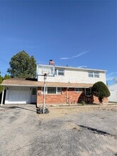 Building Photo - 39 Alpine Ln