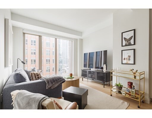 Primary Photo - 135 Seaport Blvd