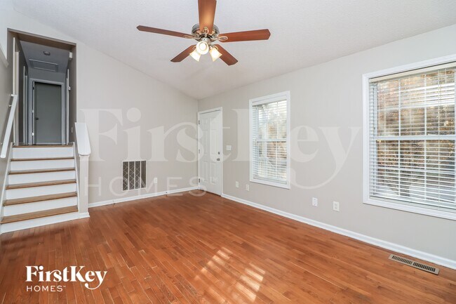 Building Photo - 57 Ledbetter Pl