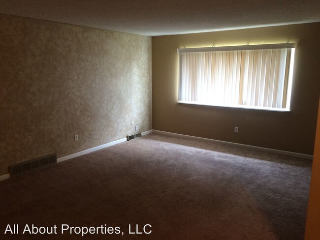 Foto del edificio - 501 36th Avenue Ct