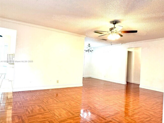 Foto del edificio - 7215 NW 8th St