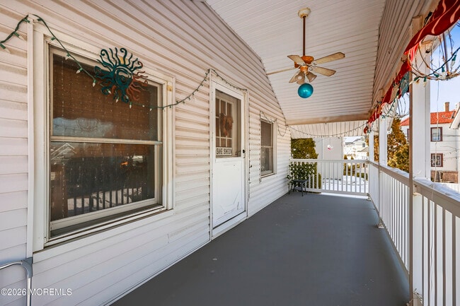 Building Photo - 321 Park Pl Ave