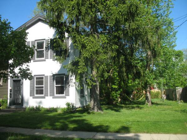 Front of House - 431 3rd St