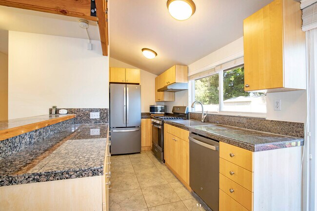Foto del edificio - 38244 SE 85th St