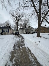 Building Photo - 1163 N Hill Ave