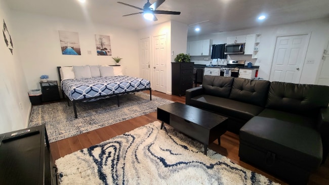 Photo - 2450 S 600 E House