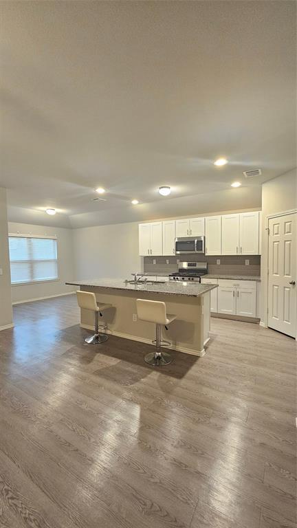 Foto del edificio - 2127 Bronze Bay Dr
