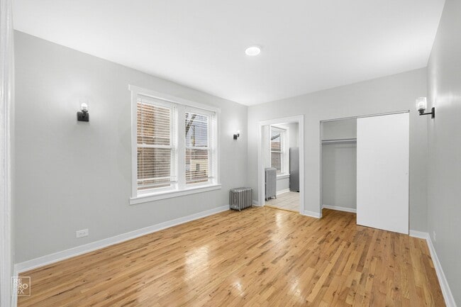 Foto del edificio - 4720 S Drexel Blvd Chicago, IL 60615