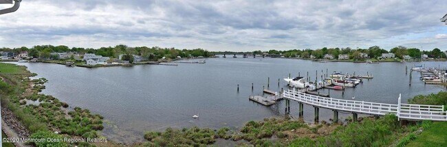 Foto del edificio - 2 Newport Ct