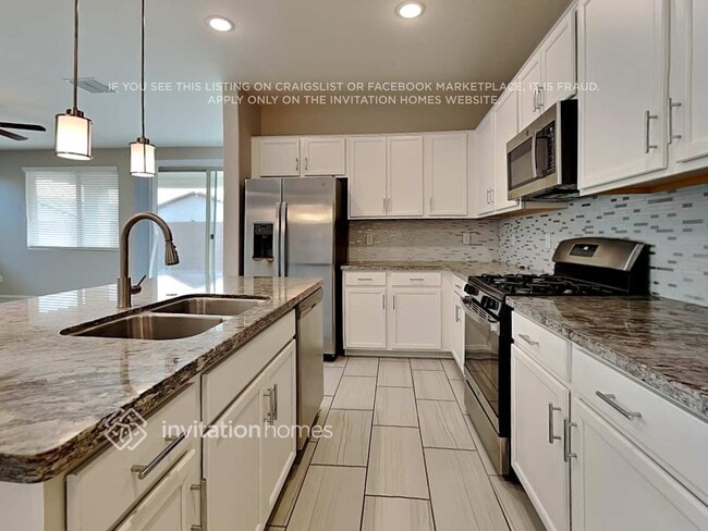 Building Photo - 19683 W Campbell Ave