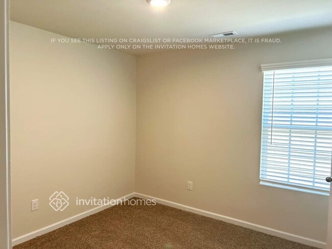 Building Photo - 2343 Pebble Close Ct