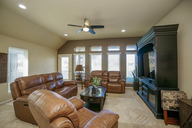Foto del edificio - 26314 Mercy Moss Ln