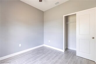 Building Photo - 4723 30th St SW