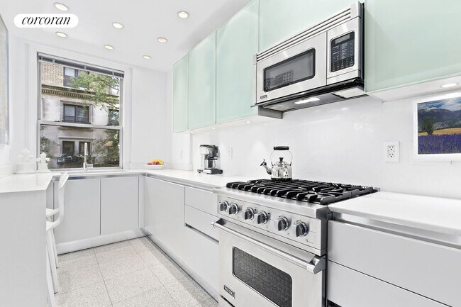 Foto del edificio - 780 West End Ave