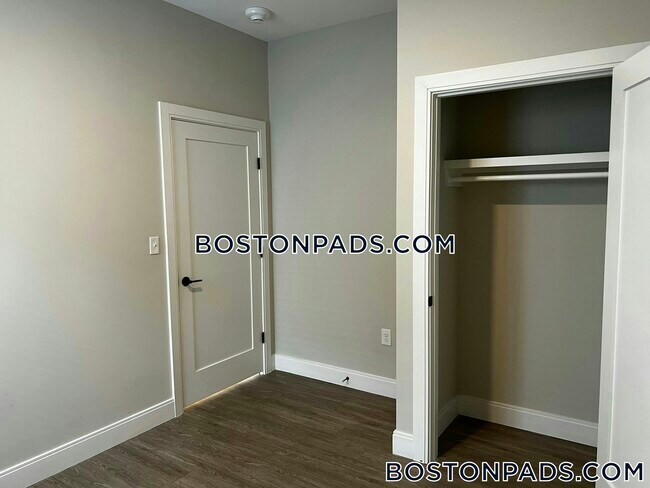 Foto del edificio - 340 Bremen St