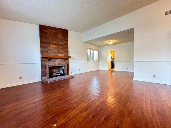 Building Photo - 4 Bedroom home for leasing in Diamond Bar