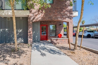 Building Photo - 475 N 9th St