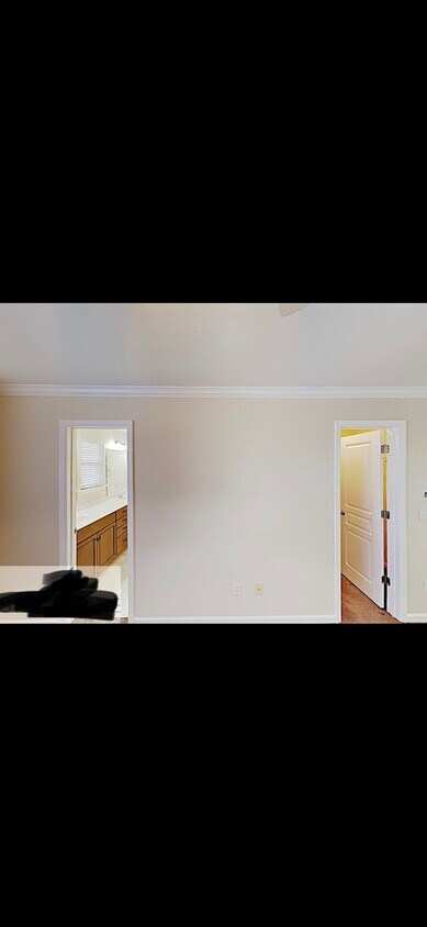 Primary Photo - 391 Tapestry Pl