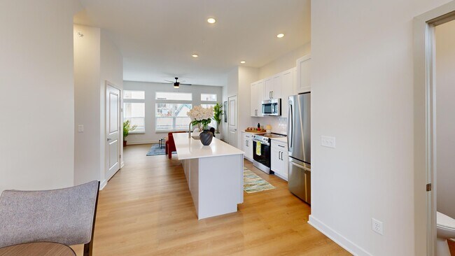 Rook-Townhome-at-Factory-52-Kitchen 1.jpg - Factory 52 Townhomes
