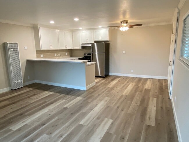 Building Photo - 2066 Fruitdale Ave