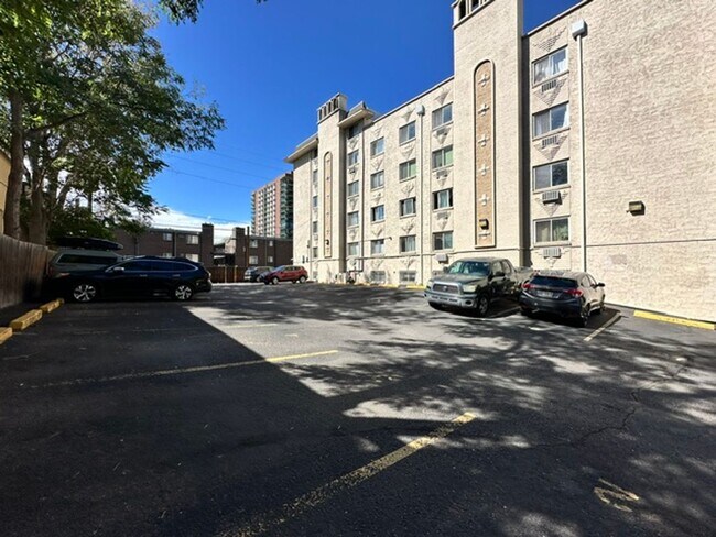 Photo - 1125 Washington St Apartment