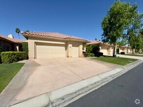 Building Photo - 128 Kavenish Dr