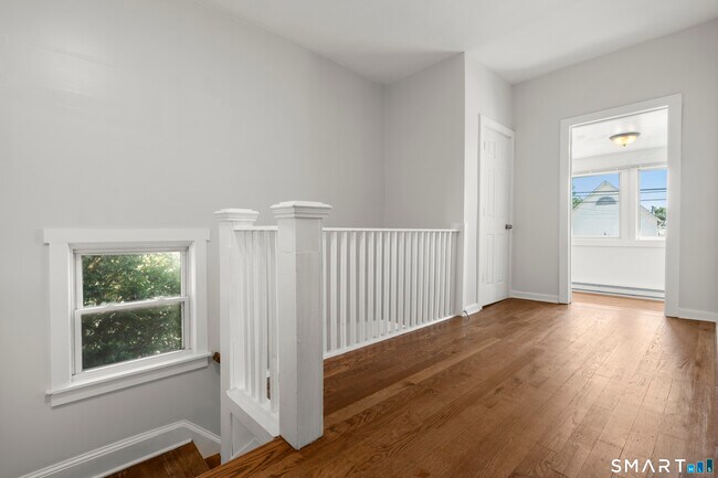 Foto del edificio - 768 Stratford Ave