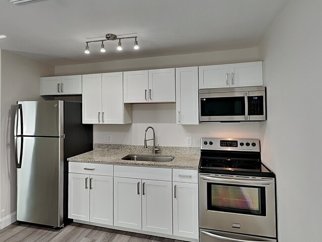 Building Photo - 536 Charles Ct