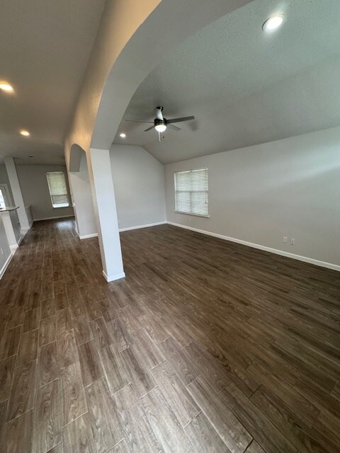 Foto del edificio - 2068 Pecan Creek Dr