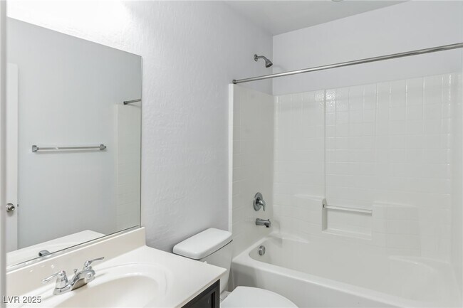 Foto del edificio - 10752 Merrimack Ave